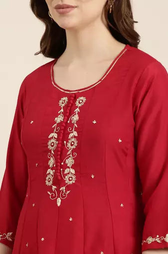 women's round neck solid zari red anarkali kurta and trouser with dupatta