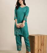 women's v-neck floral zari green straight kurti and trouser