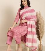 Showoff women's round neck woven design batik pink straight kurta and trouser with dupatta
