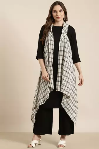 women's round neck solid black straight kurta and palazzos