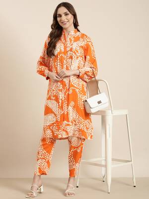 women's mandarin collar abstract orange a-line kurta and trouser 1