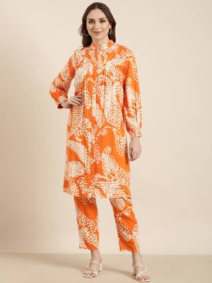 women's mandarin collar abstract orange a-line kurta and trouser 2