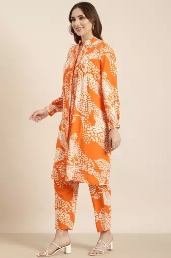 women's mandarin collar abstract orange a-line kurta and trouser