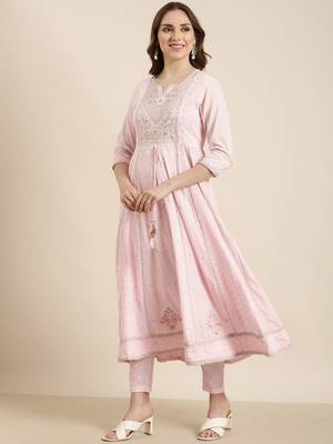 women's round neck floral pink anarkali kurta and trouser with dupatta 3