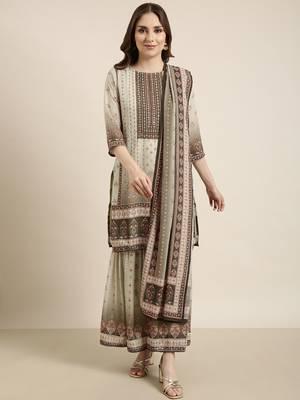 women's round neck floral green straight kurti and sharara with dupatta 2