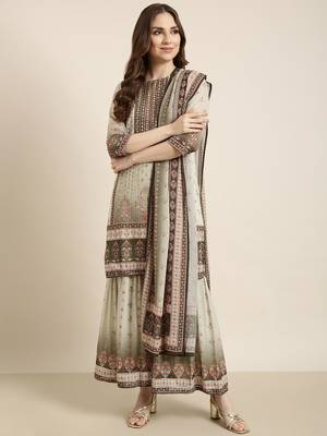 women's round neck floral green straight kurti and sharara with dupatta 4