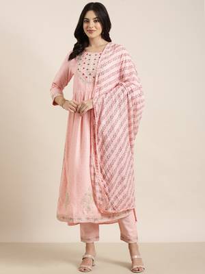 women's round neck chevron foil print pink straight kurta and trouser with dupatta 4