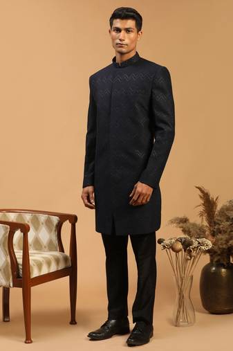 Men'S Navy Blue And Black Silk Blend Sherwani Set