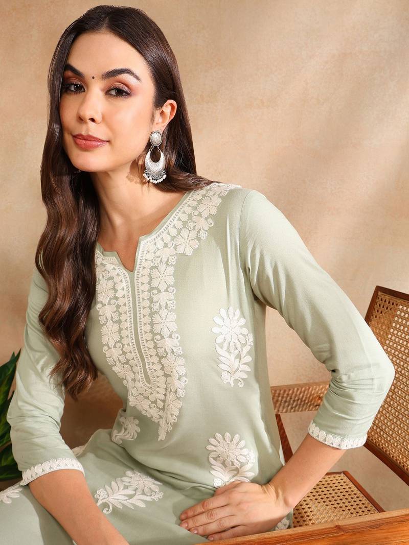 women green rayon blend solid embroidered chikankari straight kurta