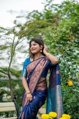 Blue Benarasi silk blend Jacquard Woven Saree Festive Wear 3