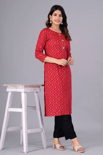 Doriya women straight gold print kurta set