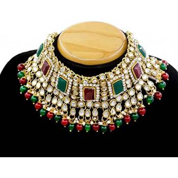 traditional pearl studded bridal choker necklace with earrings and maang tikka jewellery set 3