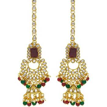 traditional pearl studded bridal choker necklace with earrings and maang tikka jewellery set 4