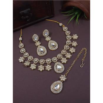 latest stylish traditional kundan stone necklace jewellery set 1