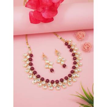 traditional kundan & pearls choker necklace jewellery set with earrings 1
