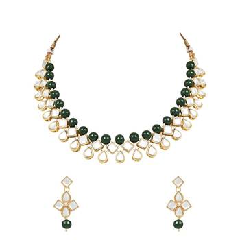 traditional kundan & pearls choker necklace jewellery set with earrings 2