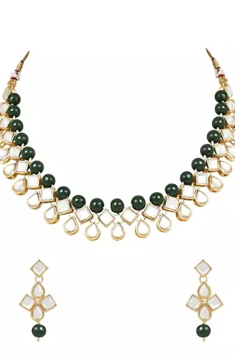 traditional kundan & pearls choker necklace jewellery set with earrings