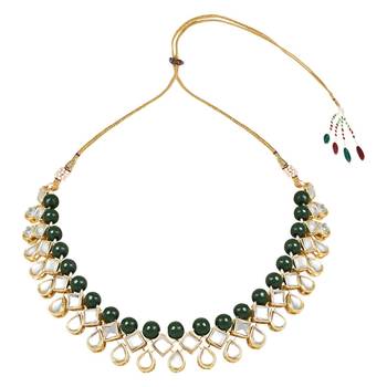 traditional kundan & pearls choker necklace jewellery set with earrings 3