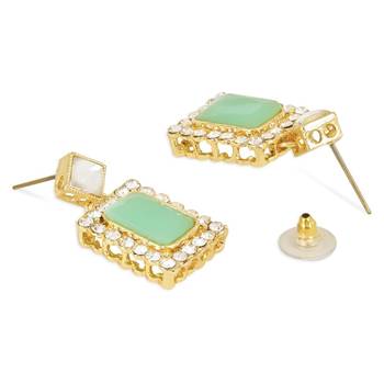 traditional handcrafted stone kundan studded choker necklace jewellery set 4
