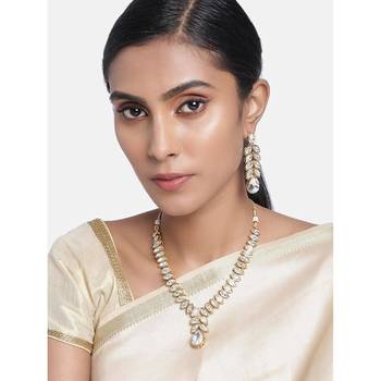 traditional blue stone studded necklace jewellery set with dangle earrings 1