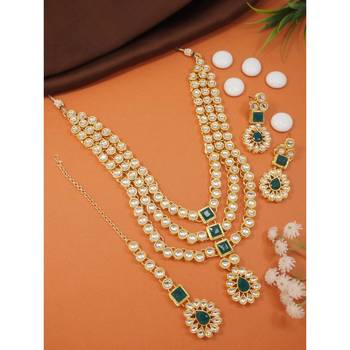 traditional kundan necklace jewellery set with earrings & maang tikka 1