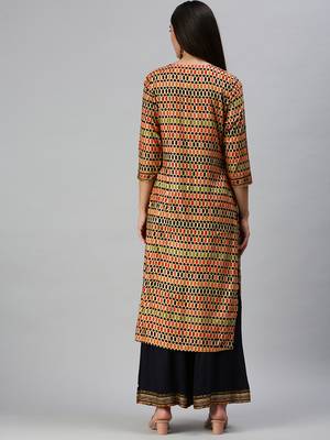 Showoff women's round neck geometric foil print multi straight kurta and palazzos 3