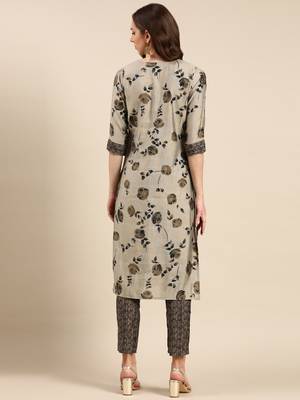 Showoff women's round neck floral screen print taupe straight kurta and trouser 5