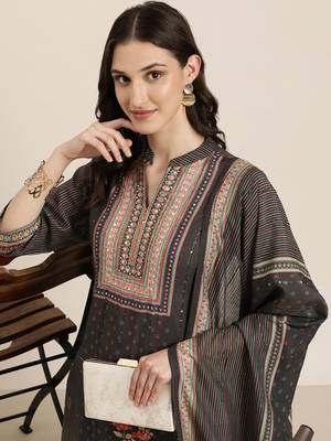 women's mandarin collar floral taupe straight kurta and trouser with dupatta 1