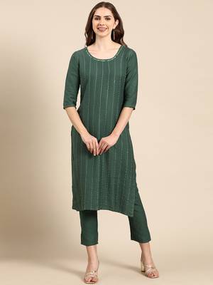 women's round neck textured khari print green straight kurta and trouser 2