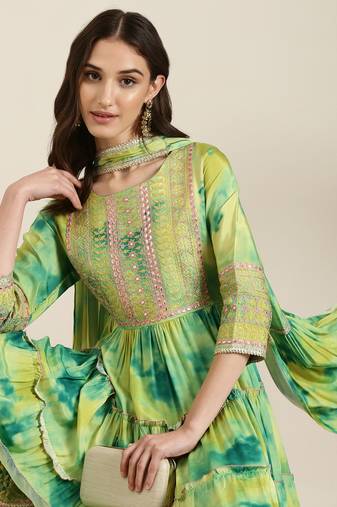women's round neck solid green a-line kurti and sharara with dupatta
