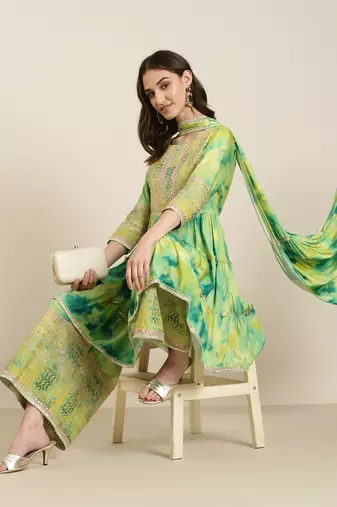 women's round neck solid green a-line kurti and sharara with dupatta