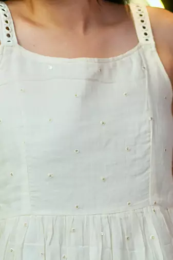 White gold cotton dress
