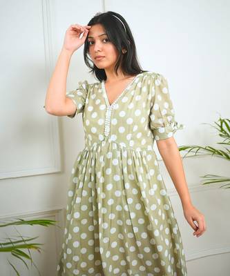 Green cotton printed polka dots dress 3