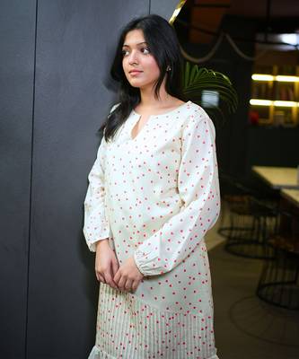 White cotton printed little heart dress 2