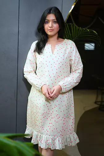 White cotton printed little heart dress