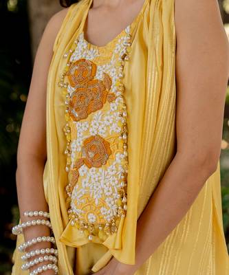 Yellow lurex embroidered dhoti pant set 4