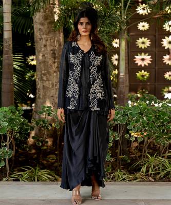 Black lurex embroidered jacket skirt set 1