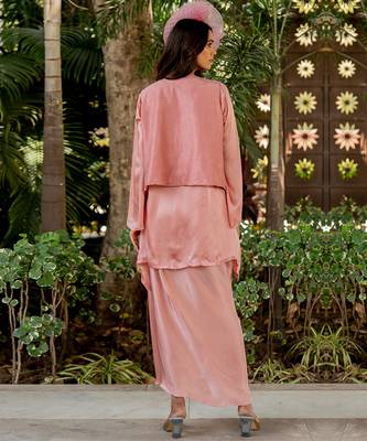 Pink crepe embroidered skirt set 5
