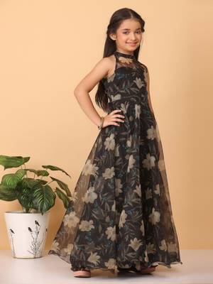 Ethnovog Ready To Wear Kids Girls Pink Organza Collar Halter Neck Gown 2