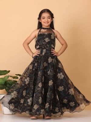 Ethnovog Ready To Wear Kids Girls Pink Organza Collar Halter Neck Gown 5
