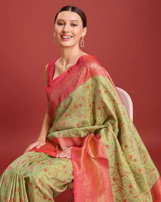 Pastel Green Color Zari Woven Banarasi Tissue silk blend Saree 5