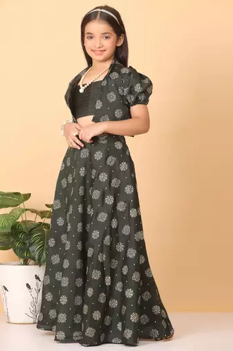Ethnovog Ready To Wear Kids Girls Green Foil Printed Crop Top N Skirt With Jacket
