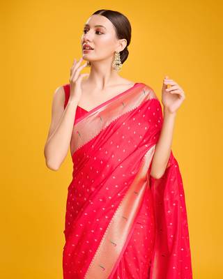 Paithani silk blend Saree In Red Color With Gold Weaves Zari Work 5
