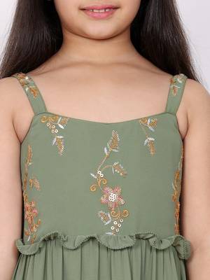 Ethnovog Ready To Wear Kids Girls Kid Girls Green Georgette Sequins Gown 4