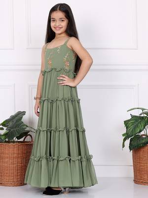 Ethnovog Ready To Wear Kids Girls Kid Girls Green Georgette Sequins Gown 6