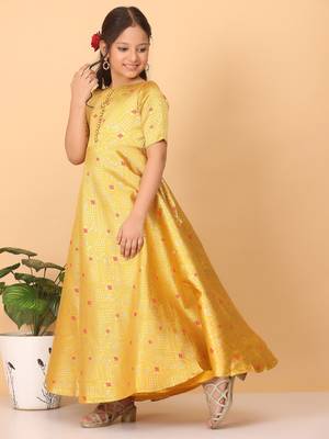 Ethnovog Ready To Wear Kids Girls Yellow Jacquard Art Silk Gown 1