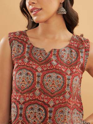 MAROON MUGHAL KALAMKARI W/U TOP 4