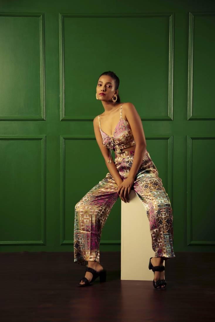 Urban sundari multicolor satin regular fit pack of 1