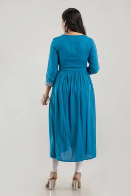 women's embroidered aliya cut kurta in blue 4