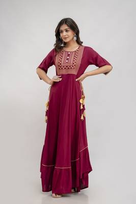 women's rayon embroidered anarkali kurta in maroon 3